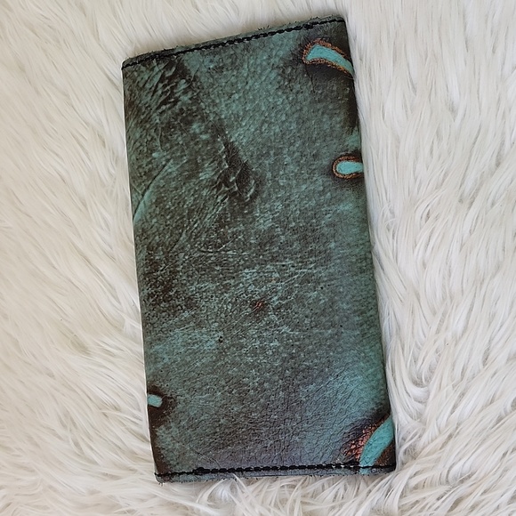 NWOT BOUTIQUE LEATHER COMPANY LARGE CLUTCH/WALLET - Picture 3 of 11